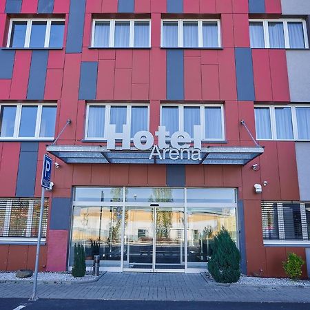 Hotel Arena Хомутов Екстериор снимка